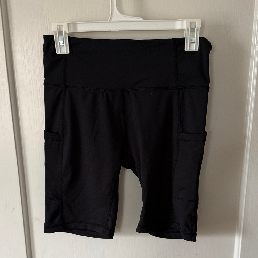 Baleaf Black High-Rise Bike Shorts with Side Pockets